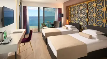 Amphora Hotel