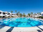 Amphoras Beach Hotel