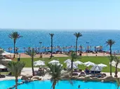 Amphoras Beach Hotel