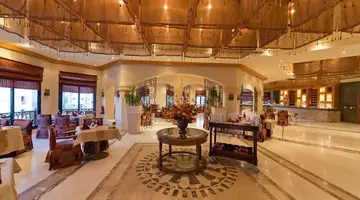 Amphoras Beach Hotel