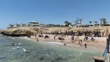 AMPHORAS BEACH