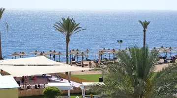 AMPHORAS BEACH