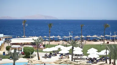 AMPHORAS BEACH