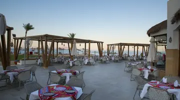 AMPHORAS BEACH