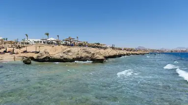 AMPHORAS BEACH