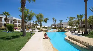 AMPHORAS BEACH