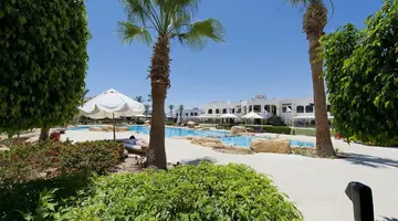 AMPHORAS BEACH
