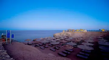 Amphoras Beach