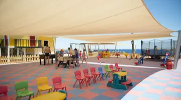 AMPHORAS BEACH