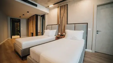 Amr Hotel