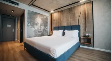 Amr Hotel