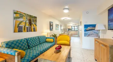 Amsterdam Manor Beach Resort