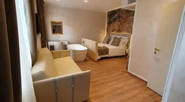 Amsterdam Suite Hotel & SPA