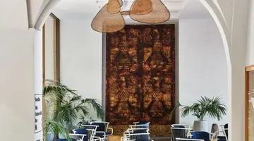 AMUS HOTEL & SPA