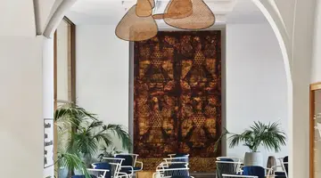 AMUS HOTEL & SPA