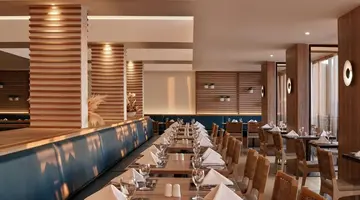 AMUS HOTEL & SPA