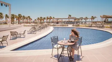 AMWAJ BEACH CLUB ABU SOMA
