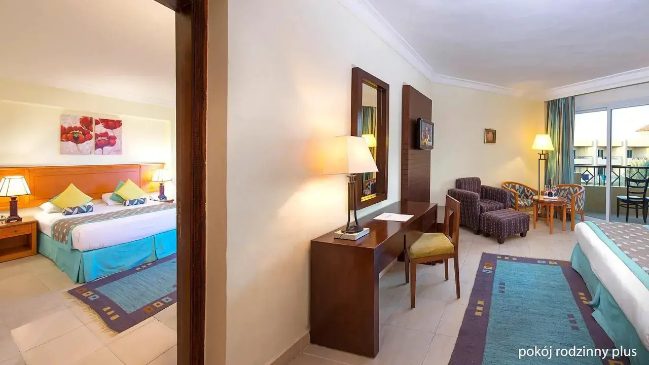 AMWAJ BEACH CLUB ABU SOMA