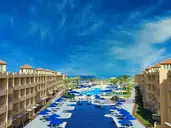 Amwaj Beach Club Aqua Park & SPA