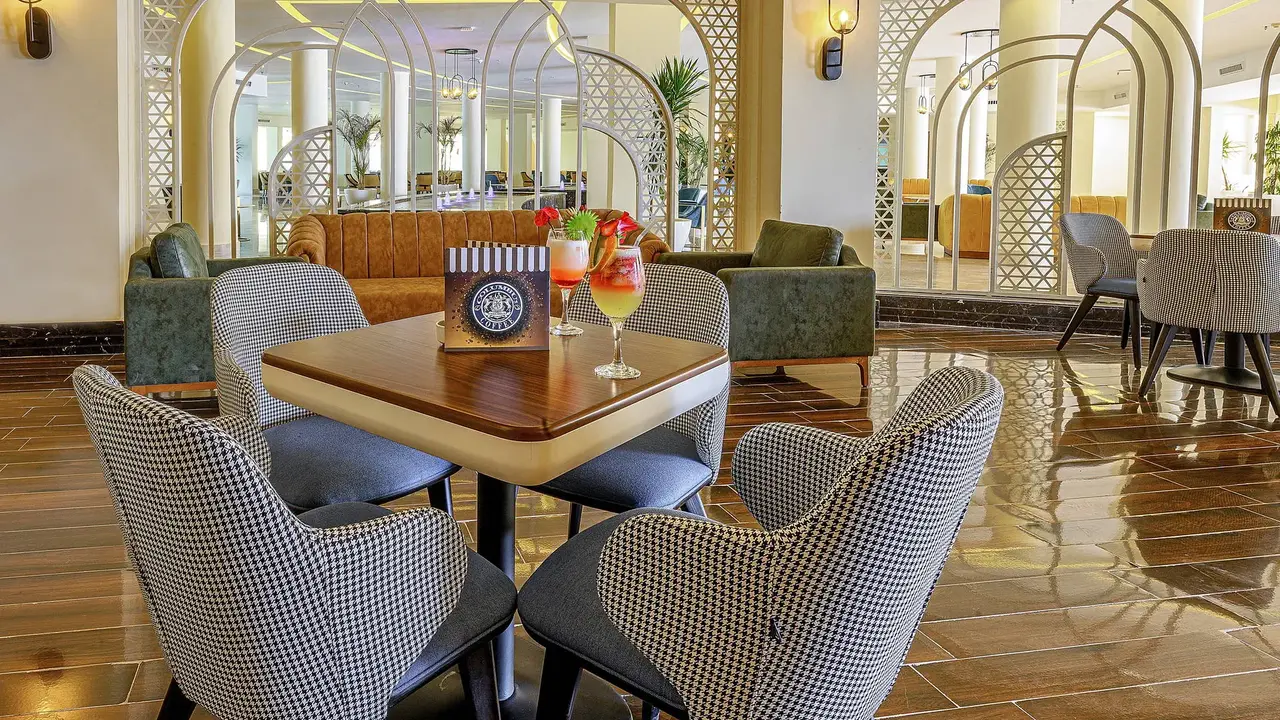Amwaj Beach Club Resort - Abu Soma