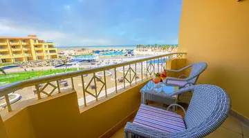 AMWAJ BEACH CLUB RESORT & AQUA PARK