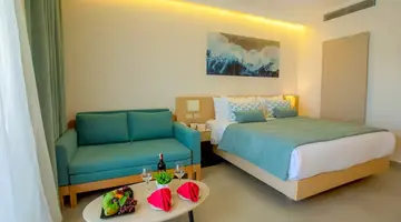 AMWAJ BEACH CLUB RESORT & AQUA PARK