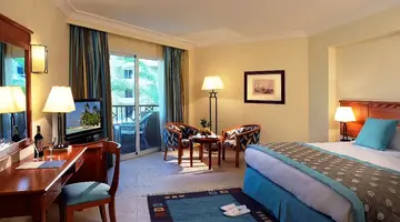 AMWAJ BEACH CLUB RESORT & AQUA PARK