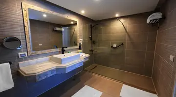 Amwaj Oyoun Resort & Casino