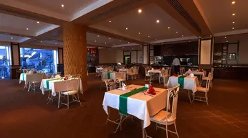 Amwaj Oyoun Resort & Casino