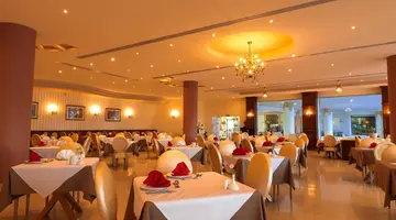 Amwaj Oyoun Resort & Casino