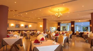 Amwaj Oyoun Resort & Casino
