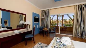 Amwaj Oyoun Resort & Spa