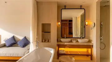 ANA MANDARA CAM RANH