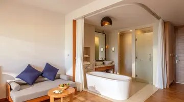 ANA MANDARA CAM RANH