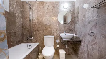 Anais Bay Apartments (Louma)