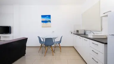 Anais Bay Apartments (Louma)
