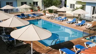 Anais Bay Apartments (Louma)