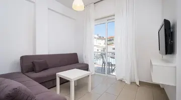 Anais Bay Apartments (Louma)