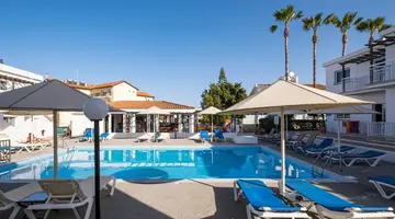 Anais Bay Apartments (Louma)