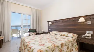 Anais Bay Hotel