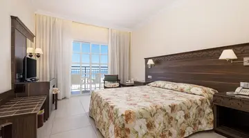 Anais Bay Hotel
