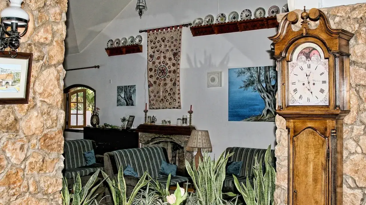Anais Bay Hotel