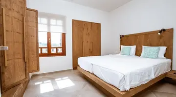 ANAIS COLLECTION HOTELS & SUITES