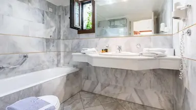 ANAIS COLLECTION HOTELS & SUITES