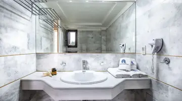 ANAIS COLLECTION HOTELS & SUITES