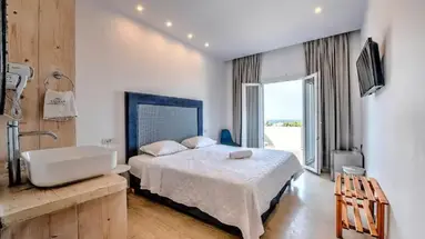 Anamar Santorini