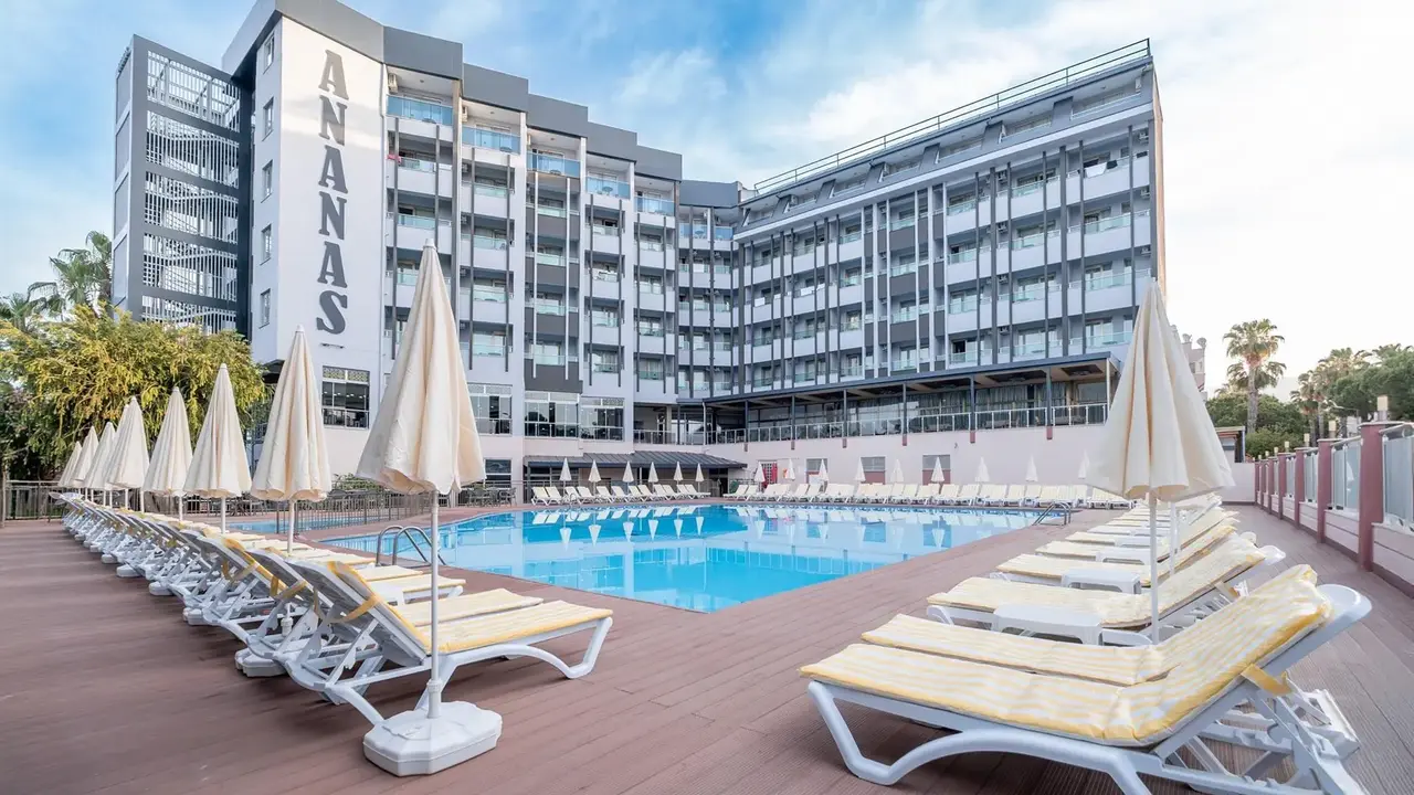 Ananas Hotel