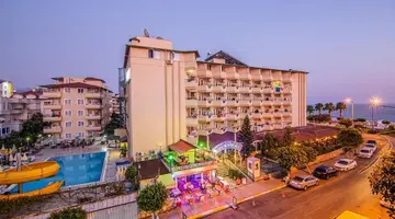 ANANEA KLEOPATRA BEACH