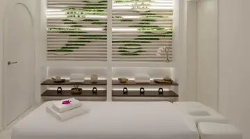 Anantara Santorini Abu Dhabi Retreat