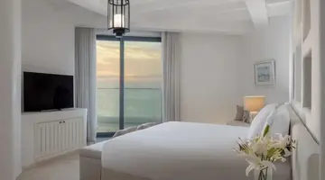 Anantara Santorini Abu Dhabi Retreat